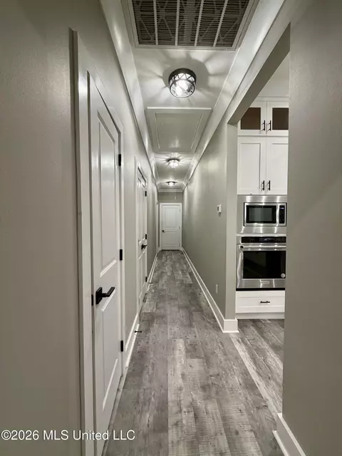Entry Way - 509 Pemberton Pl, Picayune, MS 39466 photo 1 of 4