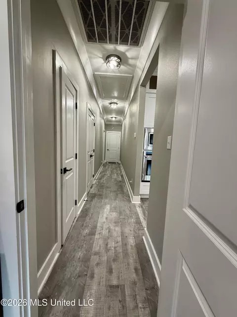 Entry Way - 509 Pemberton Pl, Picayune, MS 39466 photo 3 of 4
