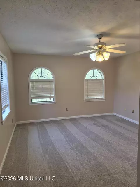 Bedroom - 6313 Cedarwood Dr, Jackson, MS 39213 photo 1 of 2