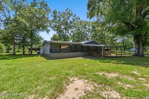 2916 Lee Pierce Rd, Moss Point, MS 39562 photo 3