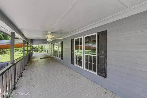 2916 Lee Pierce Rd, Moss Point, MS 39562 photo 5