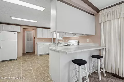 2916 Lee Pierce Rd, Moss Point, MS 39562 photo 10