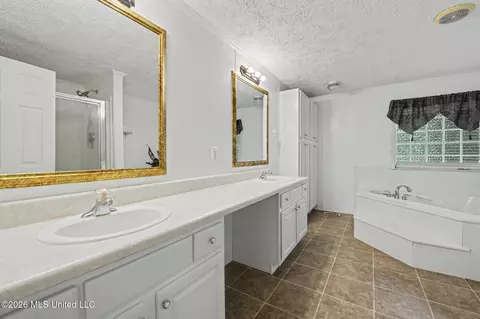 2916 Lee Pierce Rd, Moss Point, MS 39562 photo 16