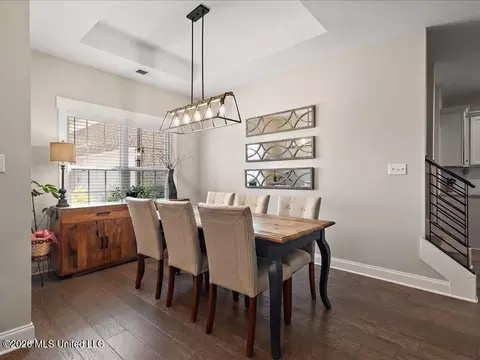 Dining - 722 Dudley Dr, Hernando, MS 38632 photo 1 of 1
