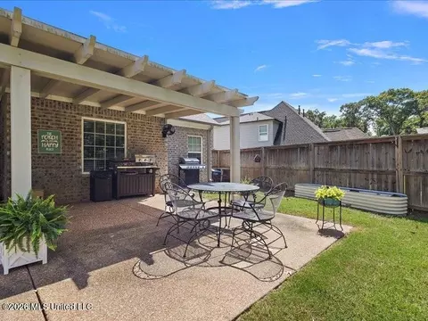 Other - 722 Dudley Dr, Hernando, MS 38632 photo 7 of 9