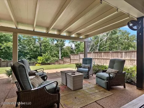 Other - 722 Dudley Dr, Hernando, MS 38632 photo 8 of 9