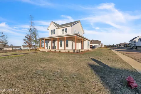 Exterior - 800 Arbor Pt, Brandon, MS 39047 photo 3 of 4