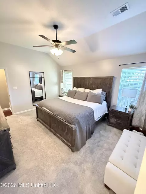 Bedroom - 5692 E Bedford Loop, Southaven, MS 38672 photo 1 of 3