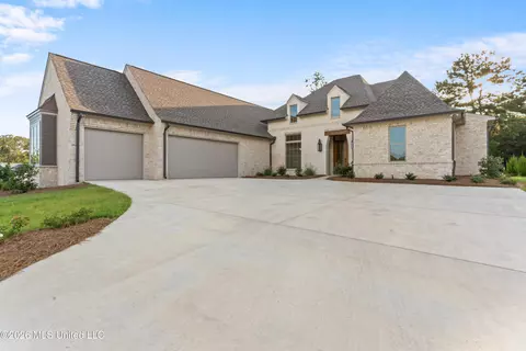 637 Big Valley Loop, Flowood, MS 39232 photo 2