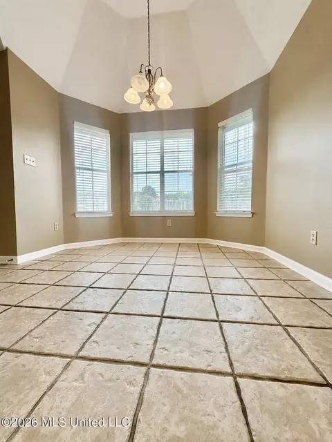 Dining - 7801 Bailee Ln, Walls, MS 38680 photo 1 of 1