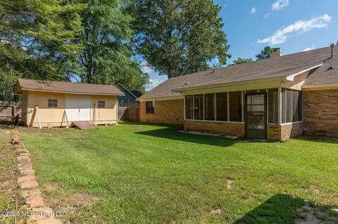 Exterior - 551 Buchanan Dr, Byram, MS 39272 photo 4 of 5