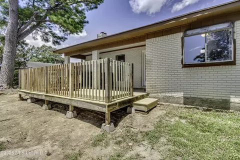 Exterior - 126 Ridge Rd, Brandon, MS 39042 photo 15 of 16