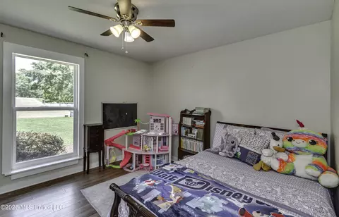 Bedroom - 126 Ridge Rd, Brandon, MS 39042 photo 4 of 8