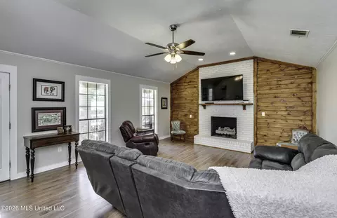 Other - 126 Ridge Rd, Brandon, MS 39042 photo 1 of 8