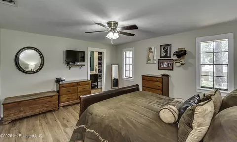 Bedroom - 126 Ridge Rd, Brandon, MS 39042 photo 1 of 8
