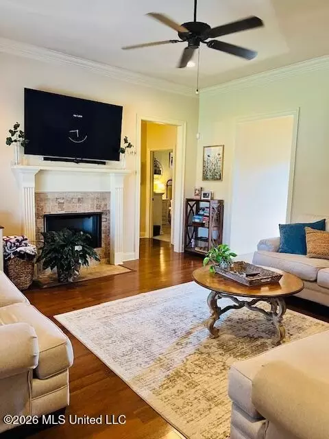 Living - 406 Copper Ridge Dr, Florence, MS 39073 photo 3 of 3