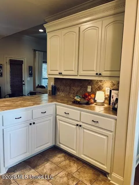 Kitchen - 406 Copper Ridge Dr, Florence, MS 39073 photo 5 of 5