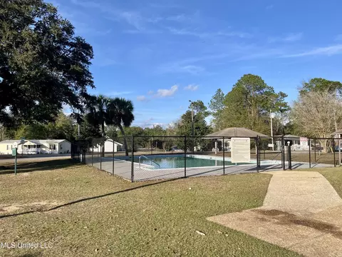 9748 Limu Way, Diamondhead, MS 39525 photo 45