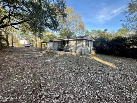 9748 Limu Way, Diamondhead, MS 39525 photo 3