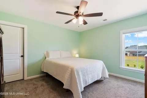 Bedroom - 5441 Grays Valley Dr, Hernando, MS 38632 photo 6 of 7