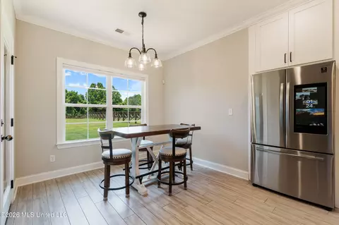 Dining - 5441 Grays Valley Dr, Hernando, MS 38632 photo 1 of 2