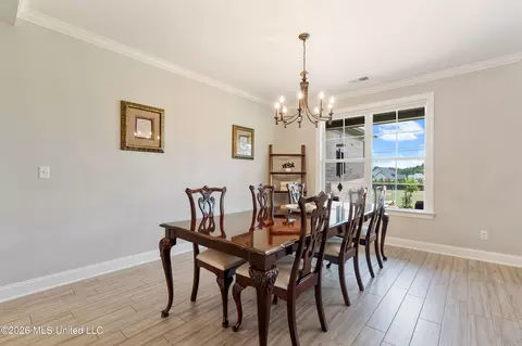 Dining - 5441 Grays Valley Dr, Hernando, MS 38632 photo 2 of 2