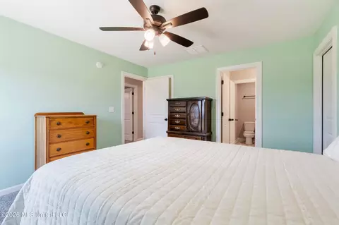 Bedroom - 5441 Grays Valley Dr, Hernando, MS 38632 photo 7 of 7
