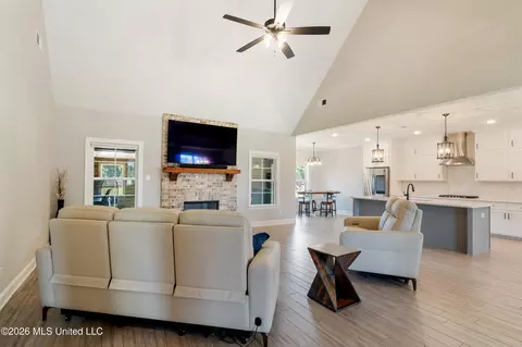 Entry Way - 5441 Grays Valley Dr, Hernando, MS 38632 photo 4 of 4