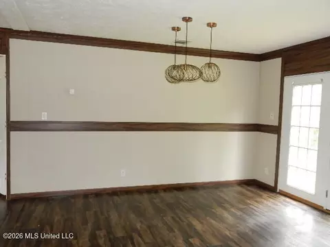 202 Moore St, Morton, MS 39117 photo 11