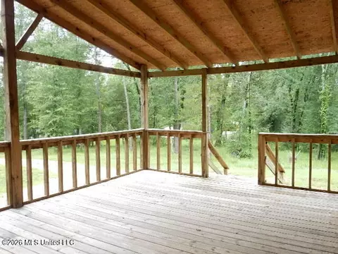 202 Moore St, Morton, MS 39117 photo 5