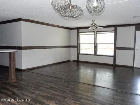 202 Moore St, Morton, MS 39117 photo 12