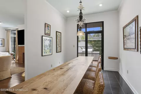 Dining - 1 Carlyle Pl, Jackson, MS 39216 photo 1 of 1