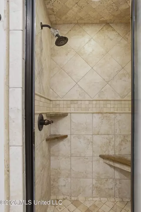 Bath - 100 Cedar Woods Dr, Madison, MS 39110 photo 5 of 7