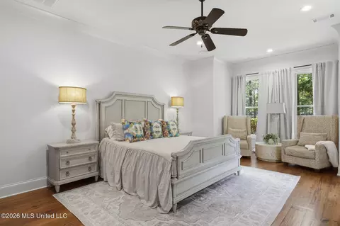 Bedroom - 100 Cedar Woods Dr, Madison, MS 39110 photo 2 of 7