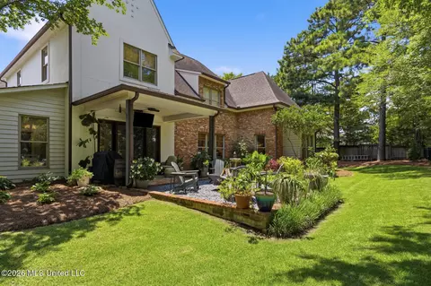 Exterior - 100 Cedar Woods Dr, Madison, MS 39110 photo 10 of 12