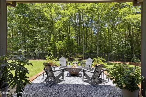 Exterior - 100 Cedar Woods Dr, Madison, MS 39110 photo 3 of 12