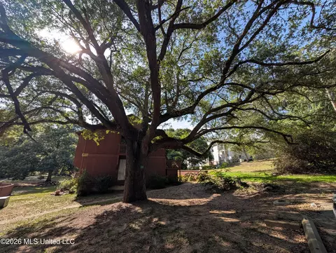 Exterior - 232 Lakeside Villla, Diamondhead, MS 39525 photo 2 of 10