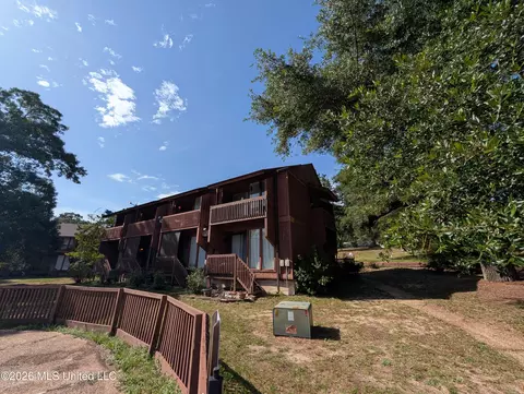 Exterior - 232 Lakeside Villla, Diamondhead, MS 39525 photo 3 of 10