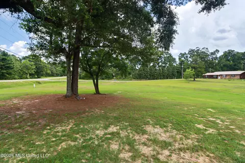 Exterior - 3092 Highway 26, Wiggins, MS 39577 photo 3 of 6