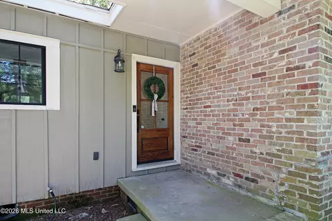 4038 Berkley Dr, Jackson, MS 39211 photo 4