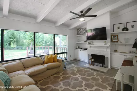 4038 Berkley Dr, Jackson, MS 39211 photo 6