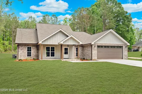 108 Hickory Ridge Dr, Picayune, MS 39466 photo 1