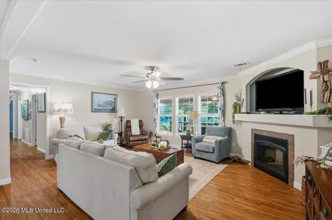 423 Robinhood Trl, Brandon, MS 39042 photo 9
