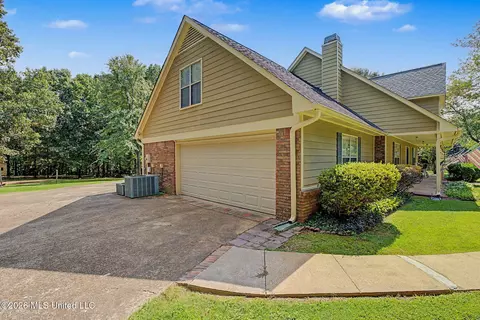 Other - 12985 Pine Crest Dr, Olive Branch, MS 38654 photo 1 of 10
