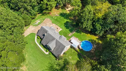 View/Area - 12985 Pine Crest Dr, Olive Branch, MS 38654 photo 1 of 4