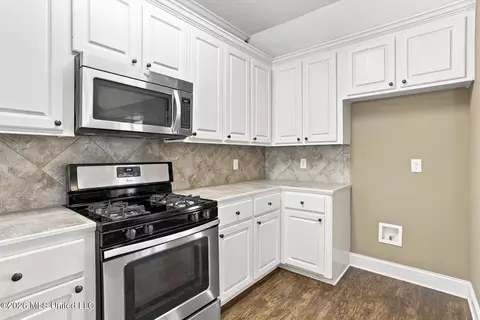 Kitchen - 159 Harvey Cir, Canton, MS 39046 photo 3 of 3
