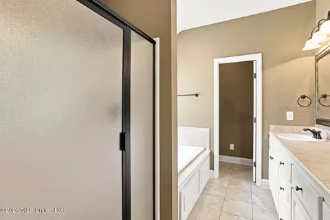 Bath - 159 Harvey Cir, Canton, MS 39046 photo 1 of 5