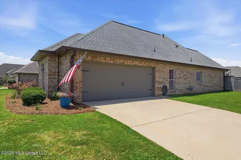 Exterior - 400 Winterfield Way, Brandon, MS 39042 photo 4 of 6