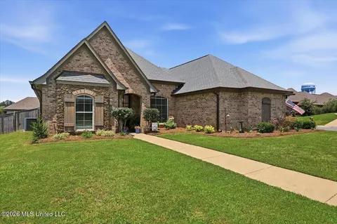 Exterior - 400 Winterfield Way, Brandon, MS 39042 photo 2 of 6