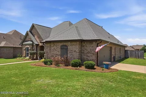 Exterior - 400 Winterfield Way, Brandon, MS 39042 photo 3 of 6